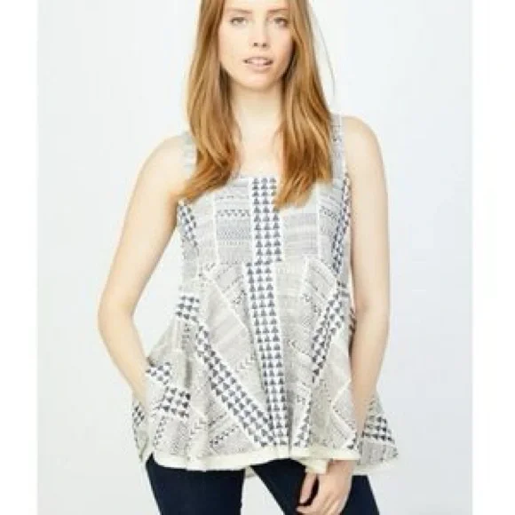 RD + Koko Anthropology Aztec Sleeveless Peplum Tunic, size small - Picture 3 of 6